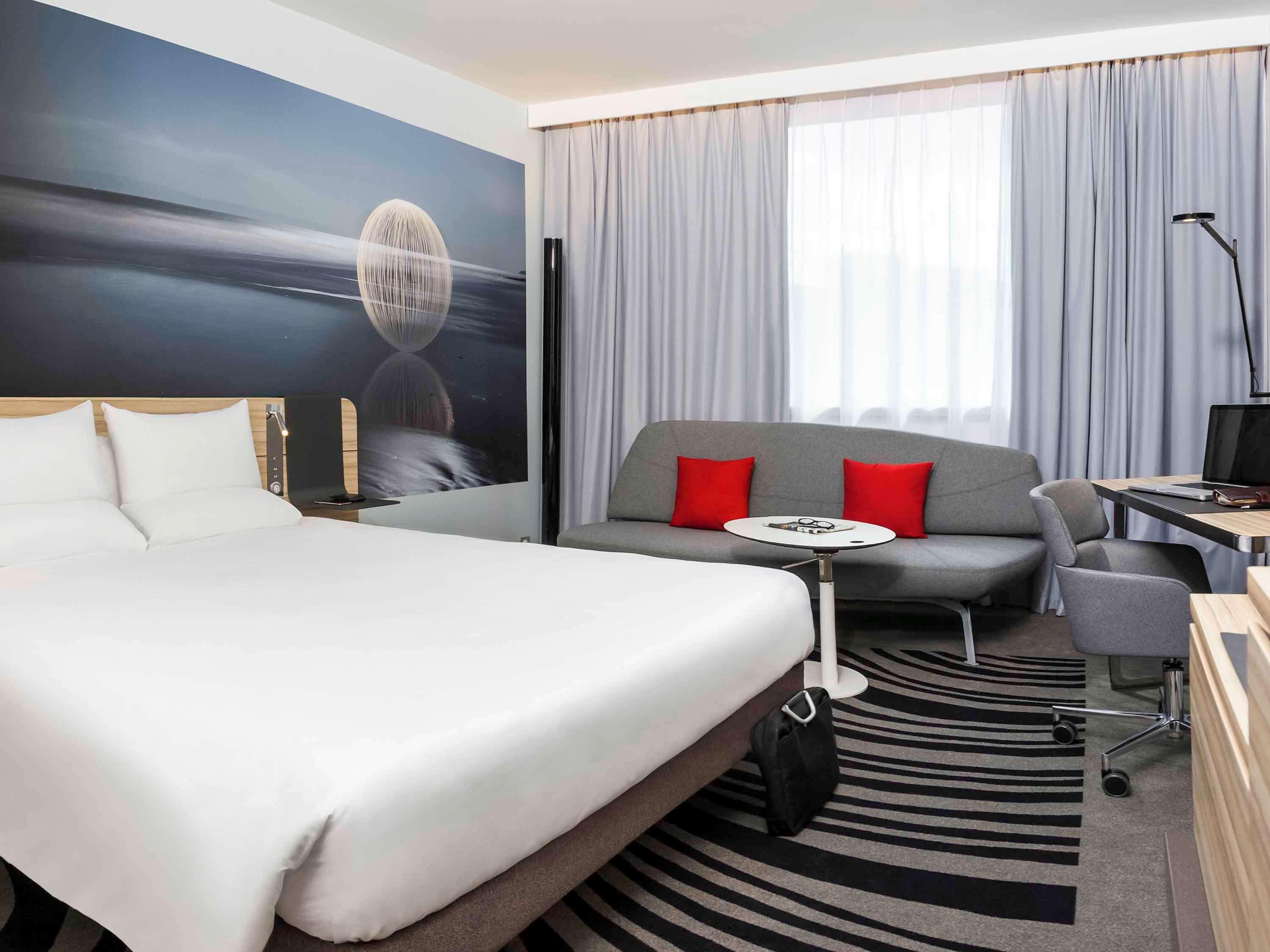 Novotel Limoges Le Lac Экстерьер фото
