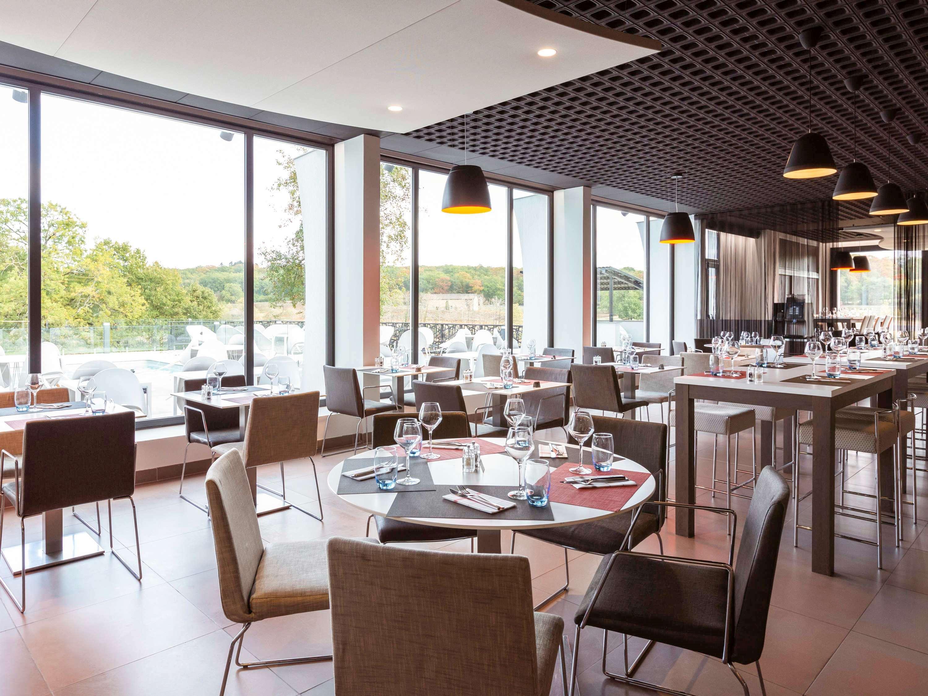 Novotel Limoges Le Lac Экстерьер фото