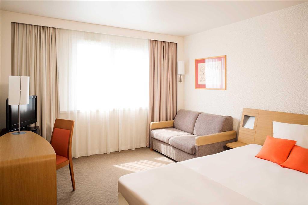 Novotel Limoges Le Lac Экстерьер фото