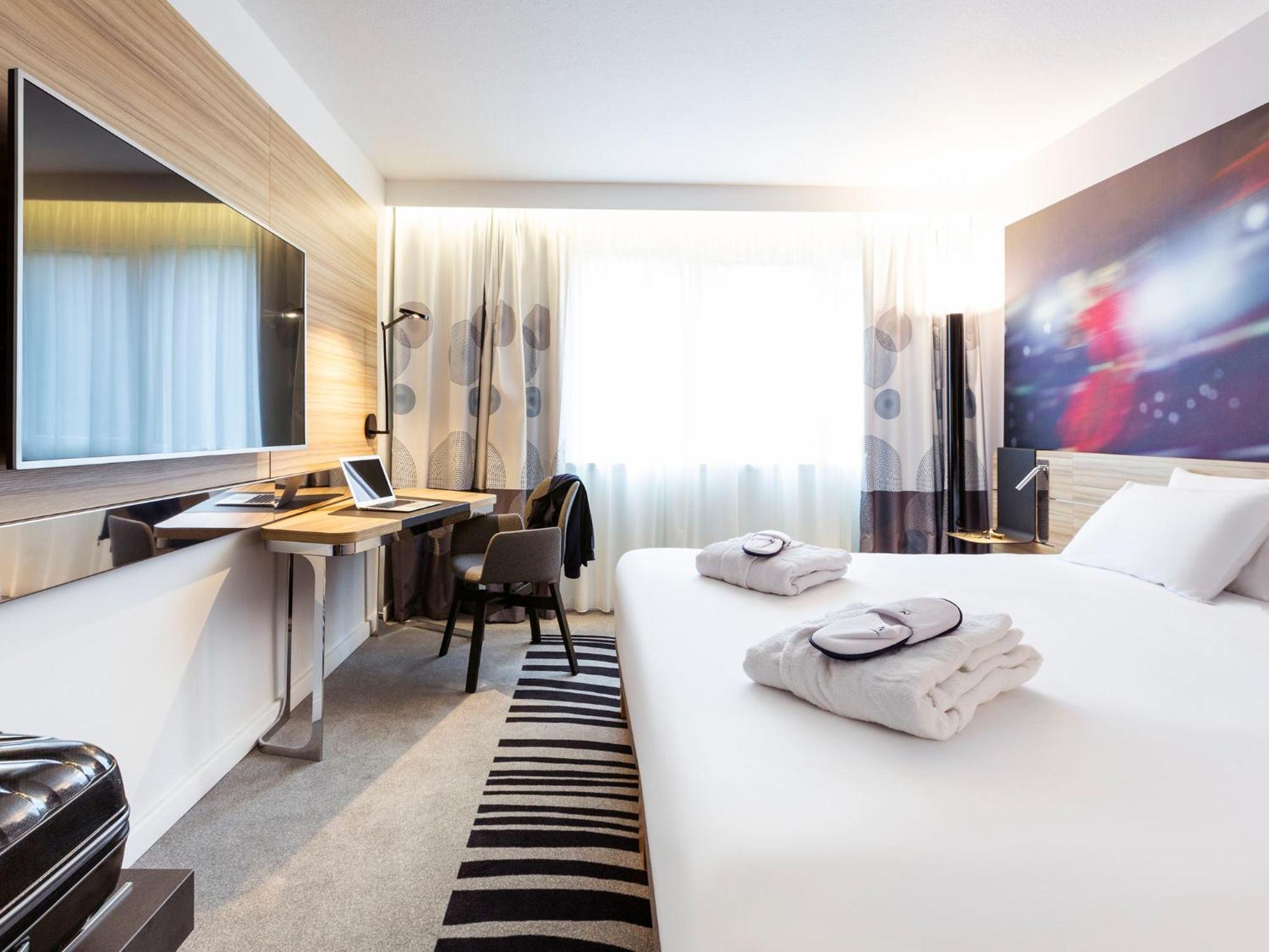 Novotel Limoges Le Lac Экстерьер фото