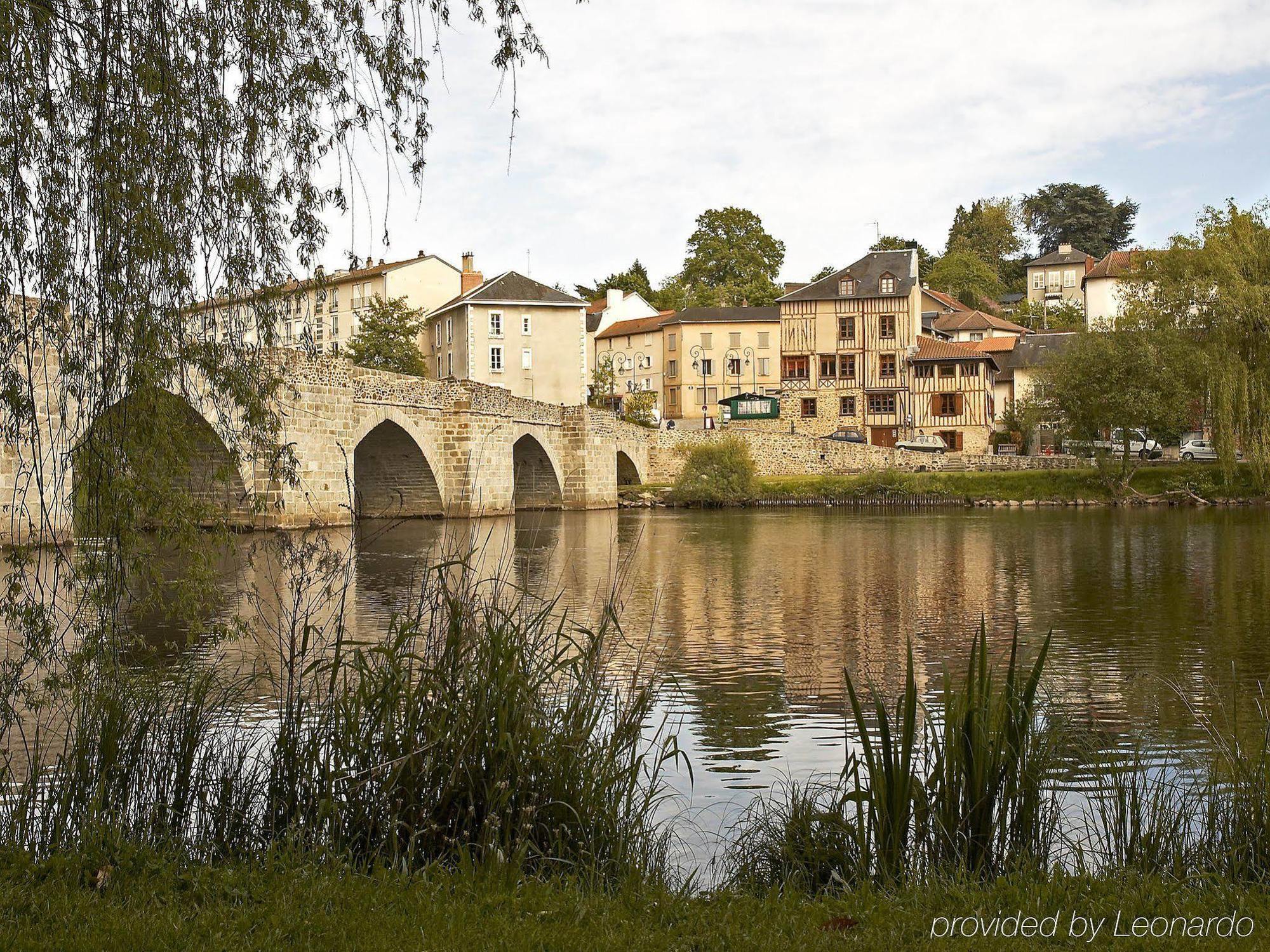 Novotel Limoges Le Lac Экстерьер фото